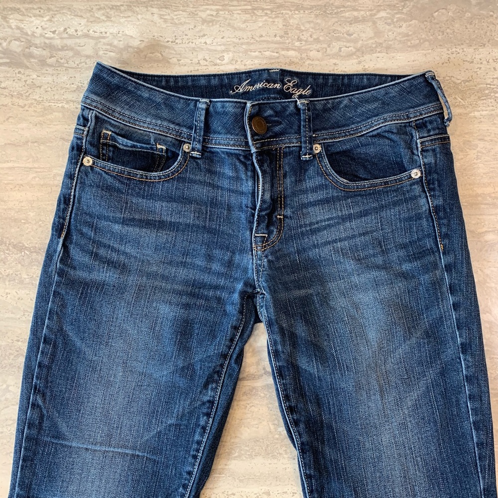 American Eagle Women's Jeans Size 6 short
